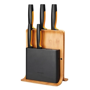 Fiskars 5 peilių rinkinys bambukiniame bloke