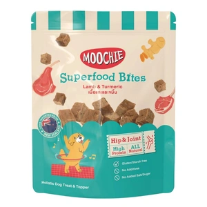 MOOCHIE Superfood Bites Aviena ir ciberžolė Klubai ir sąnariai 40 g šunų skanėstai su aviena ir ciberžole